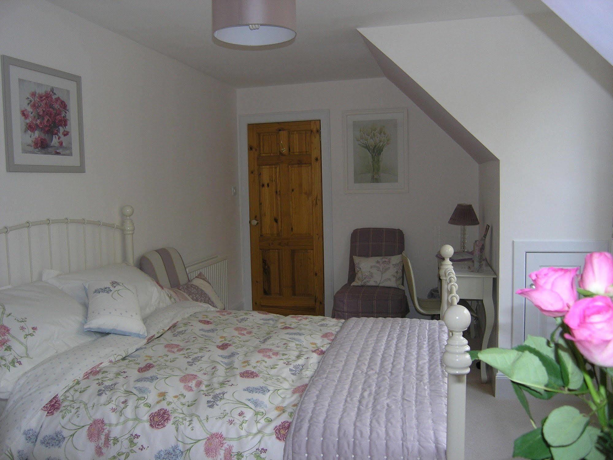 Whistlers Dell B&B Rhu Dış mekan fotoğraf